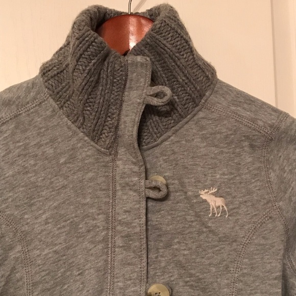 New A&F sweatshirt - Picture 3 of 5